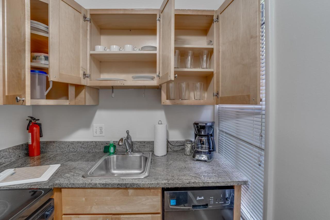 Close To Washington Circle 30 Days Stays Екстер'єр фото